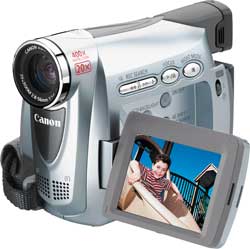Рис. 1. Бюджетная видеокамера Canon MV800i